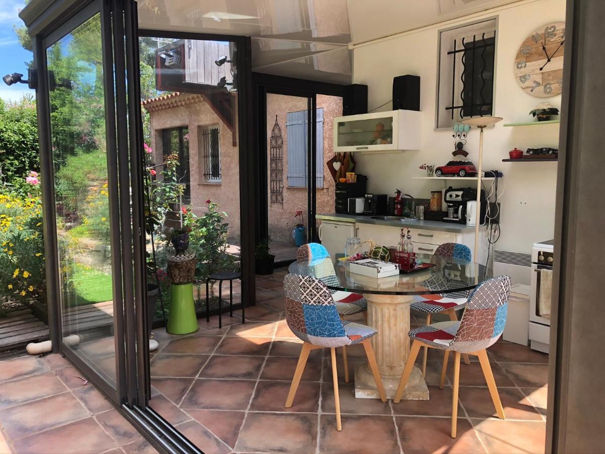 Logement Zen Sur La Colline Aux Mimosas Hyères Exteriör bild