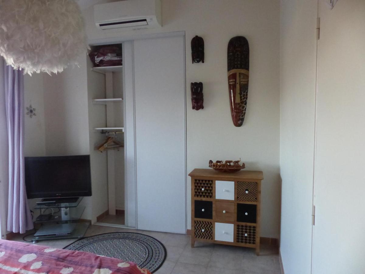 Logement Zen Sur La Colline Aux Mimosas Hyères Exteriör bild